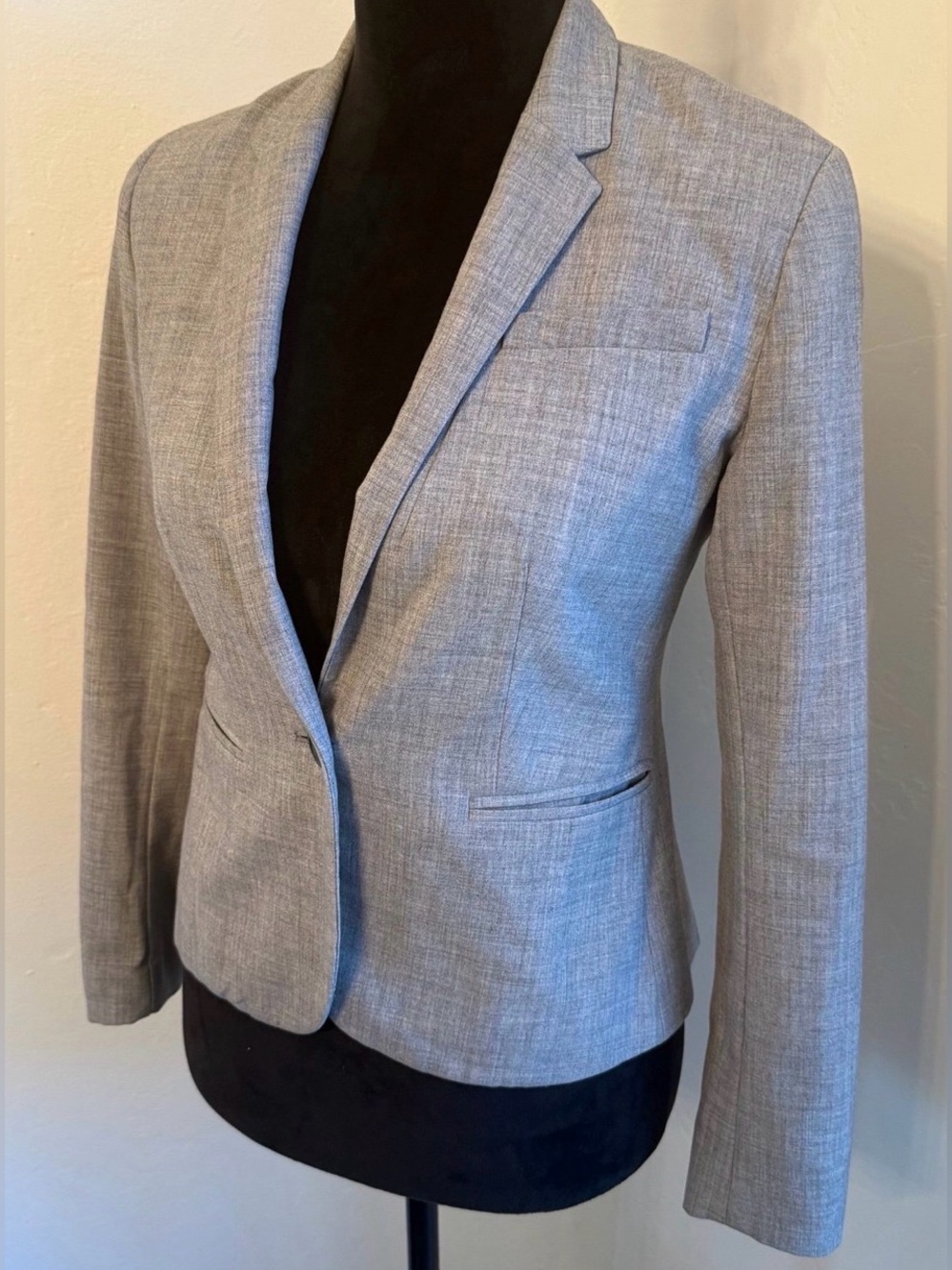 Women’s Banana Republic  Light Gray Tailored Blazer Jacket (Size 00)
